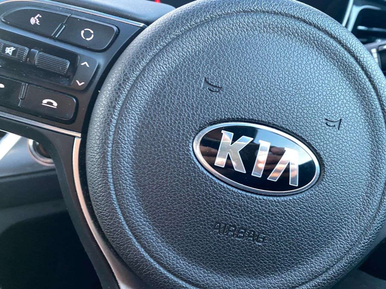 2020 KIA NIRO 2020 KIA NIRO