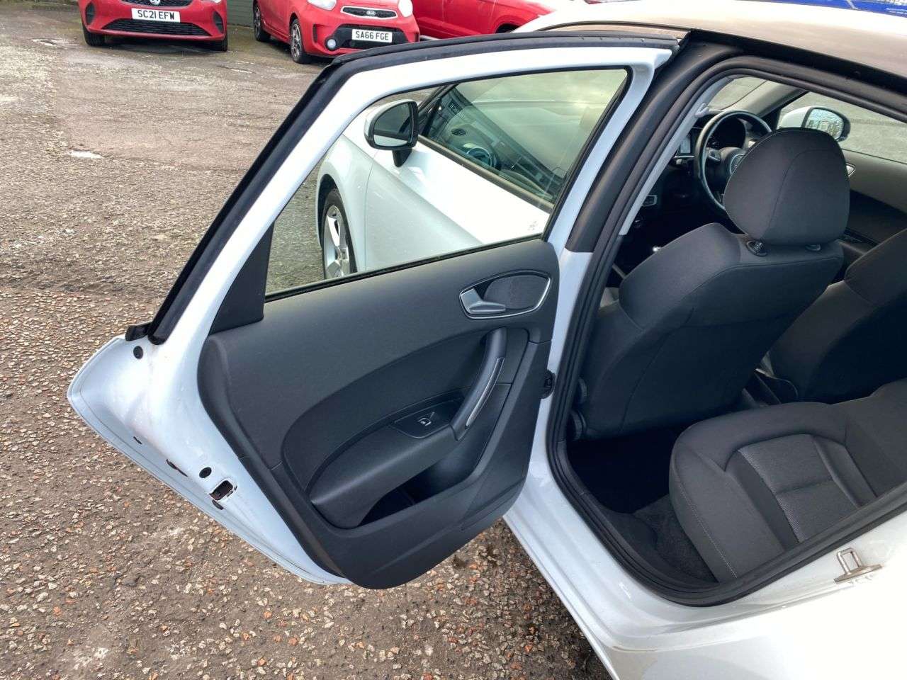 2016 AUDI A1 2016 AUDI A1