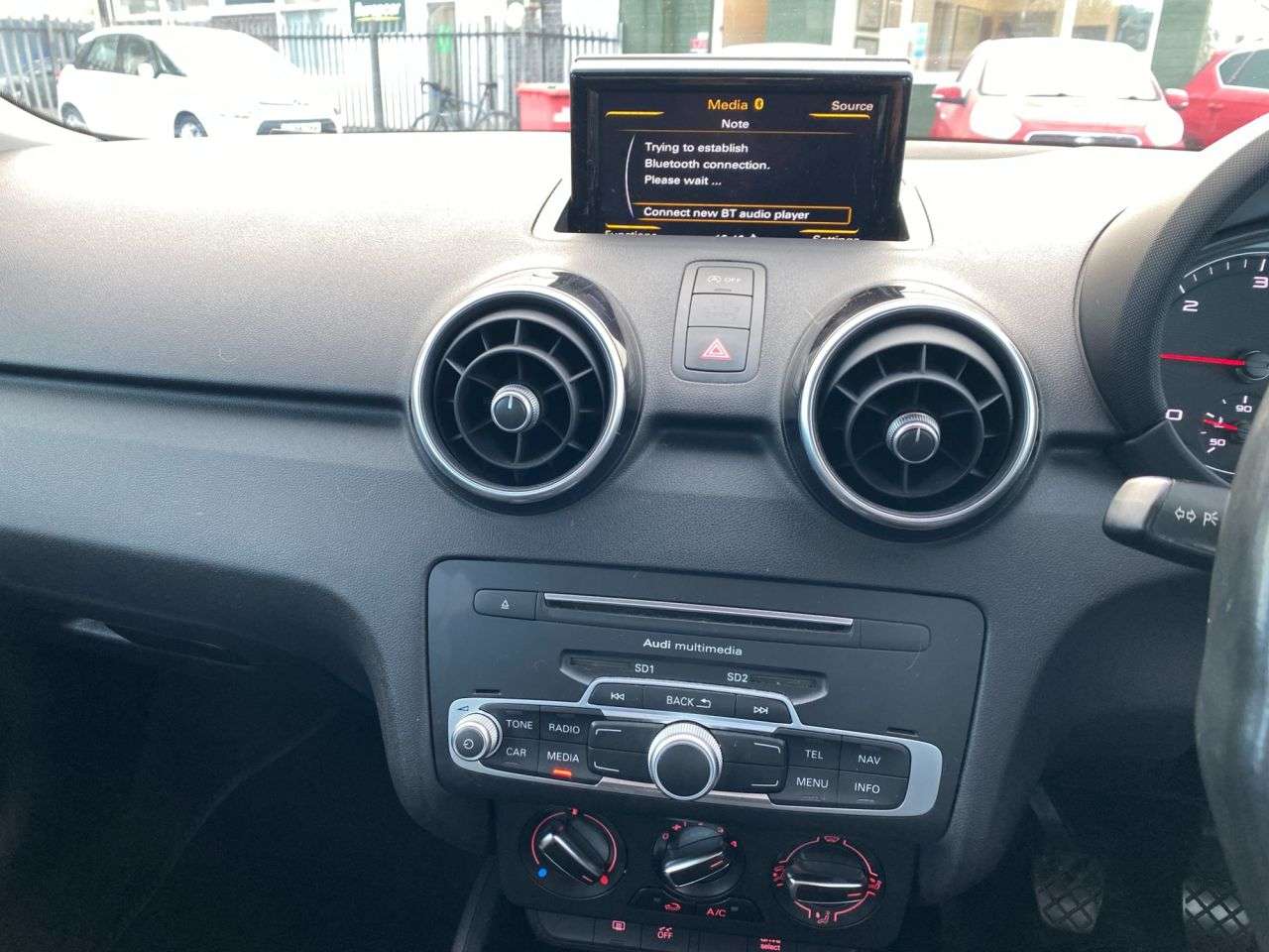 2016 AUDI A1 2016 AUDI A1