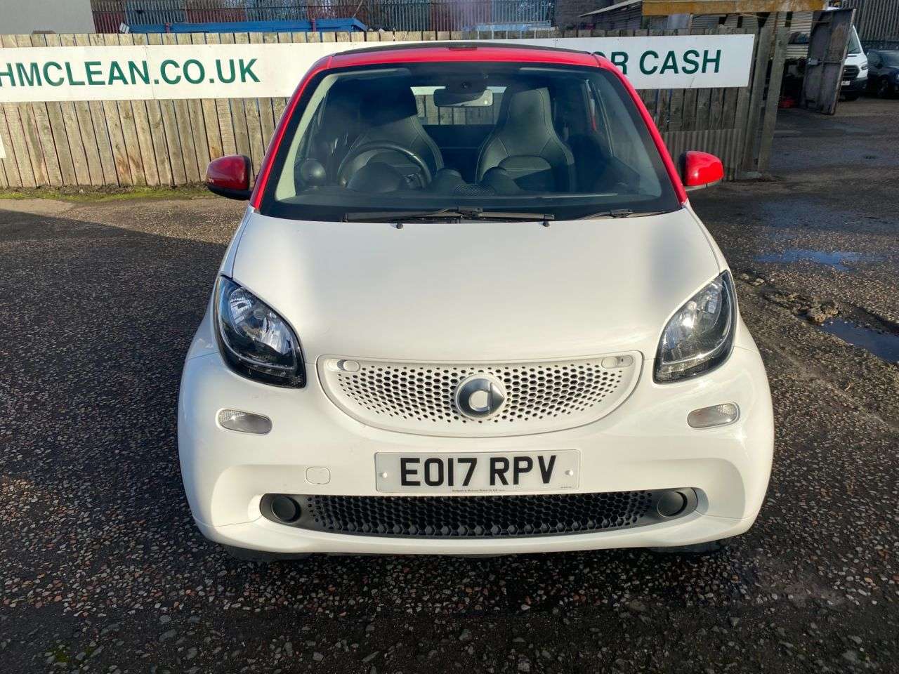 A 2017 SMART FORTWO 0.9T Prime Sport (Premium) Cabriolet 2dr Petrol Twinamic Euro 6 (s/s) (90 p A 2017 SMART FORTWO 0.9T Prime Sport (Premium) Cabriolet 2dr Petrol Twinamic Euro 6 (s/s) (90 p