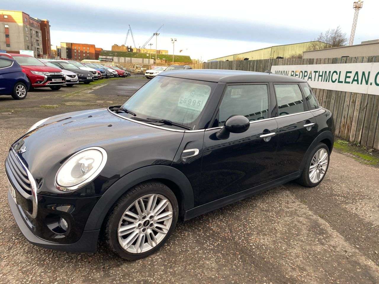 A 2016 MINI HATCH 1.5 Cooper D Hatchback 5dr Diesel Manual Euro 6 (s/s) (116 ps) Just In Nice A 2016 MINI HATCH 1.5 Cooper D Hatchback 5dr Diesel Manual Euro 6 (s/s) (116 ps) Just In Nice