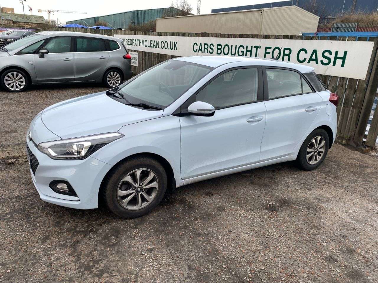 A 2023 HYUNDAI I20 1.2 SE Launch Edition Hatchback 5dr Petrol Manual Euro 6 (s/s) (84 ps) A 2023 HYUNDAI I20 1.2 SE Launch Edition Hatchback 5dr Petrol Manual Euro 6 (s/s) (84 ps)