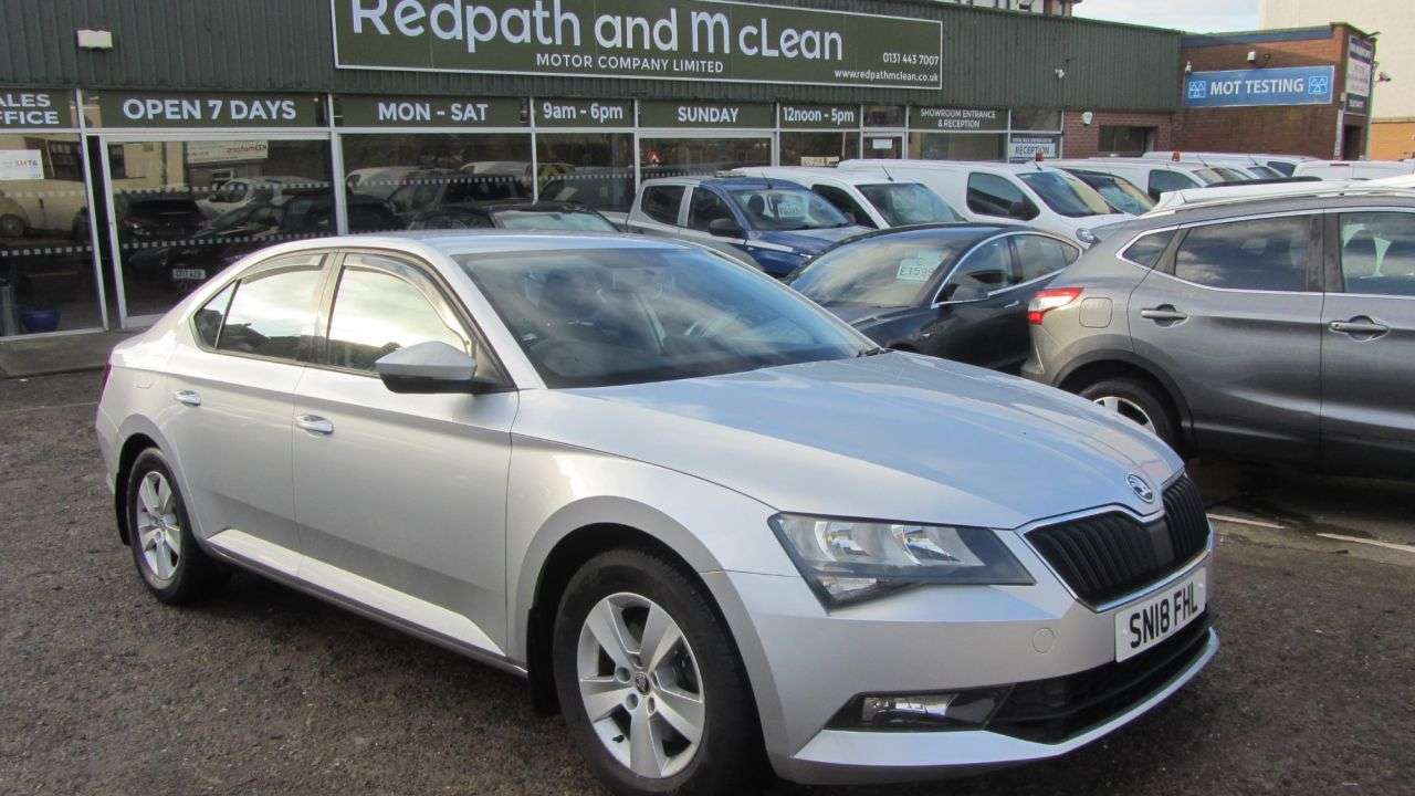 A 2018 SKODA SUPERB DIESEL HATCHBACK BLUETOOTH, AIR CON, ALLOYS A 2018 SKODA SUPERB DIESEL HATCHBACK BLUETOOTH, AIR CON, ALLOYS