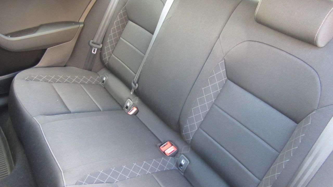 2018 SKODA SUPERB DIESEL HATCHBACK 2018 SKODA SUPERB DIESEL HATCHBACK