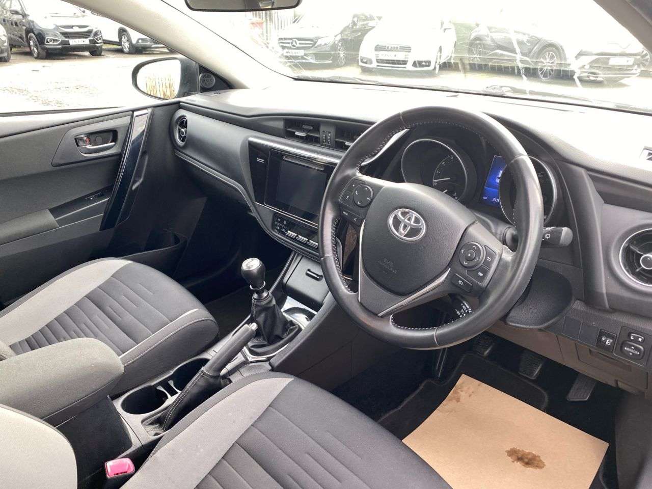 2016 TOYOTA AURIS 2016 TOYOTA AURIS
