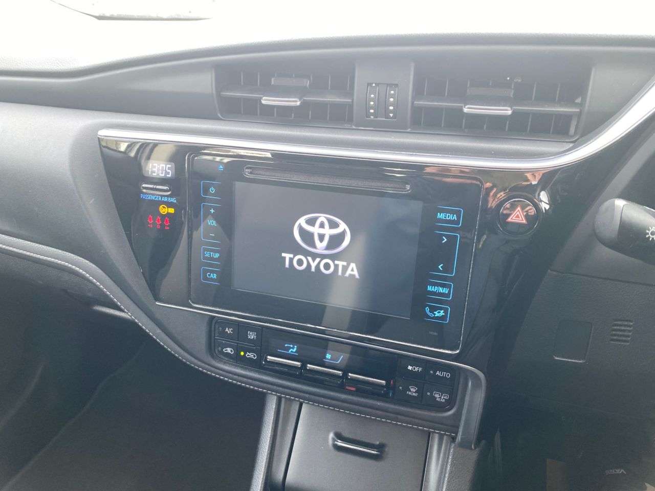 2016 TOYOTA AURIS 2016 TOYOTA AURIS