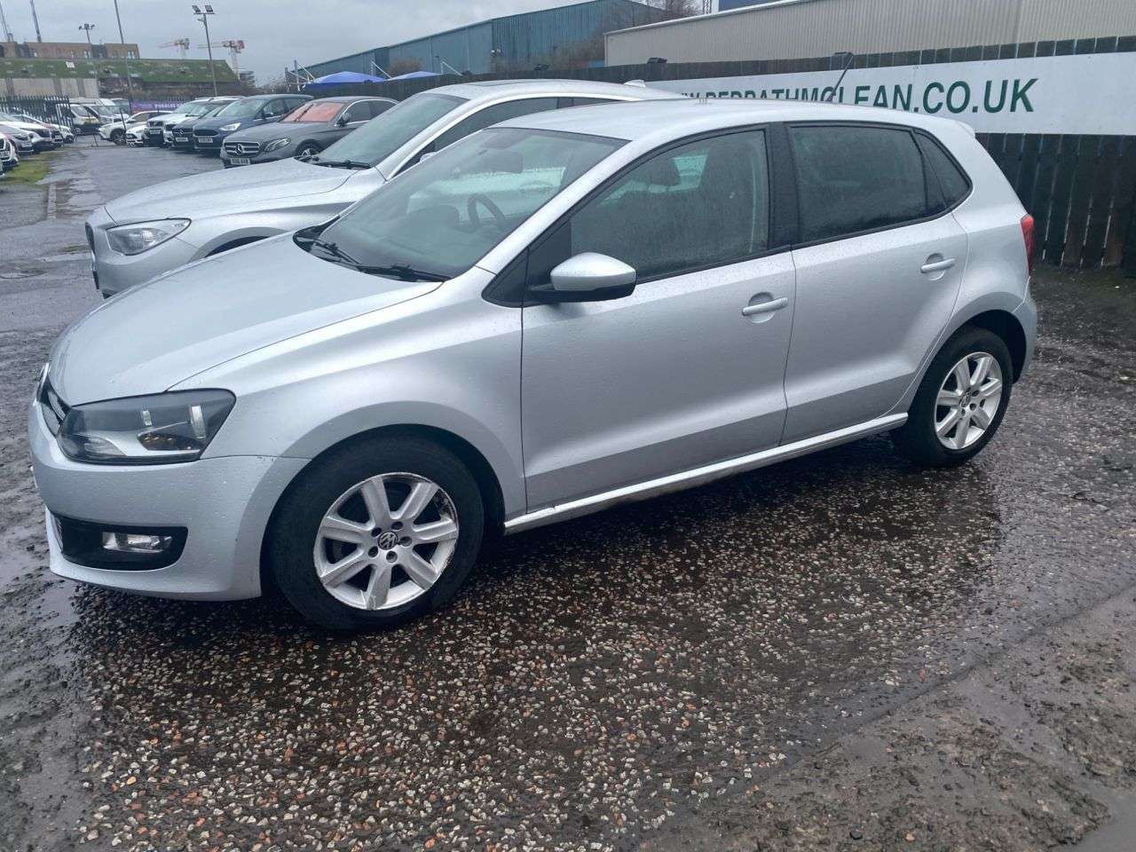 A 2013 VOLKSWAGEN POLO MATCH EDITION A 2013 VOLKSWAGEN POLO MATCH EDITION