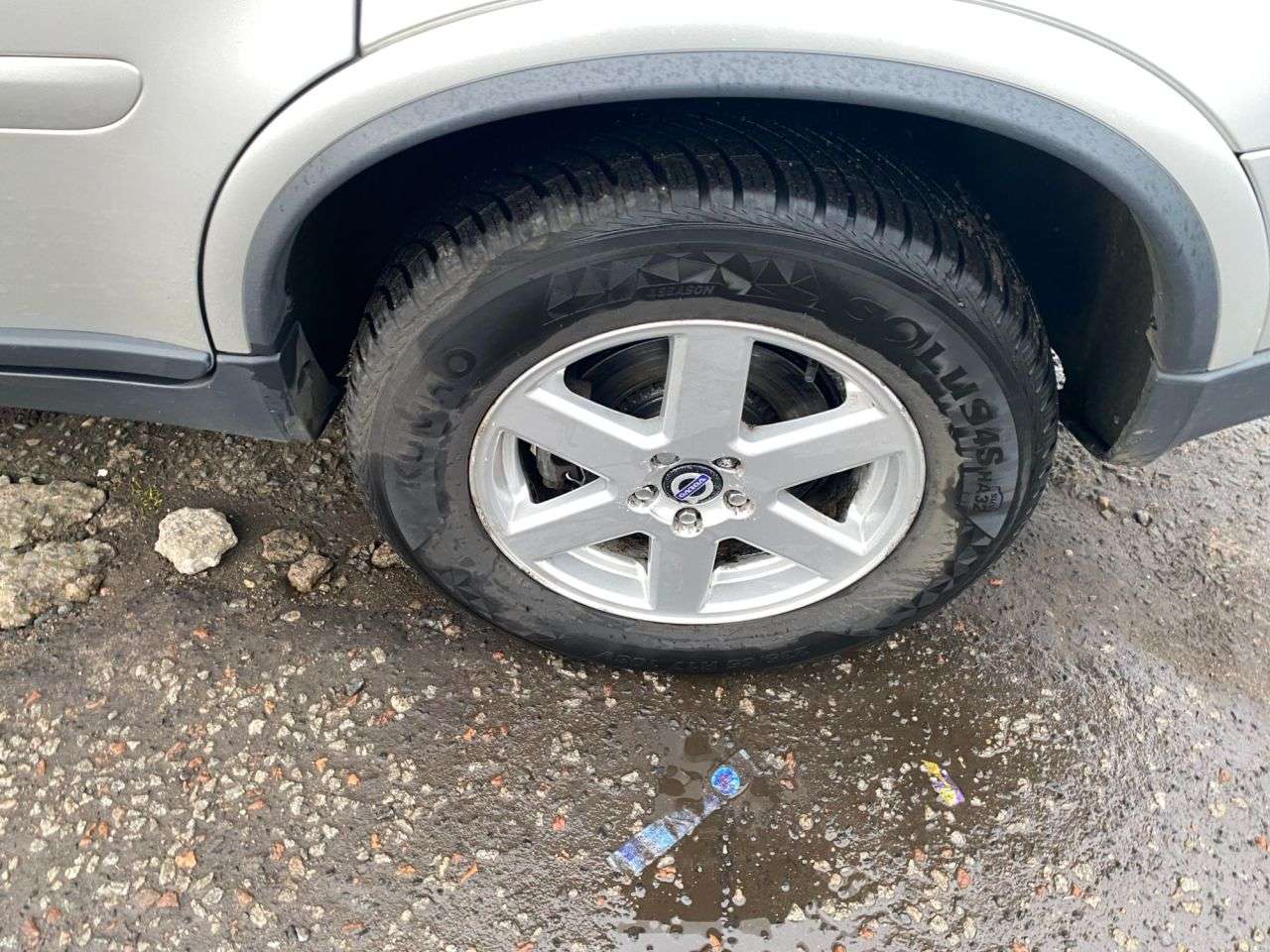 2010 VOLVO XC90 2010 VOLVO XC90