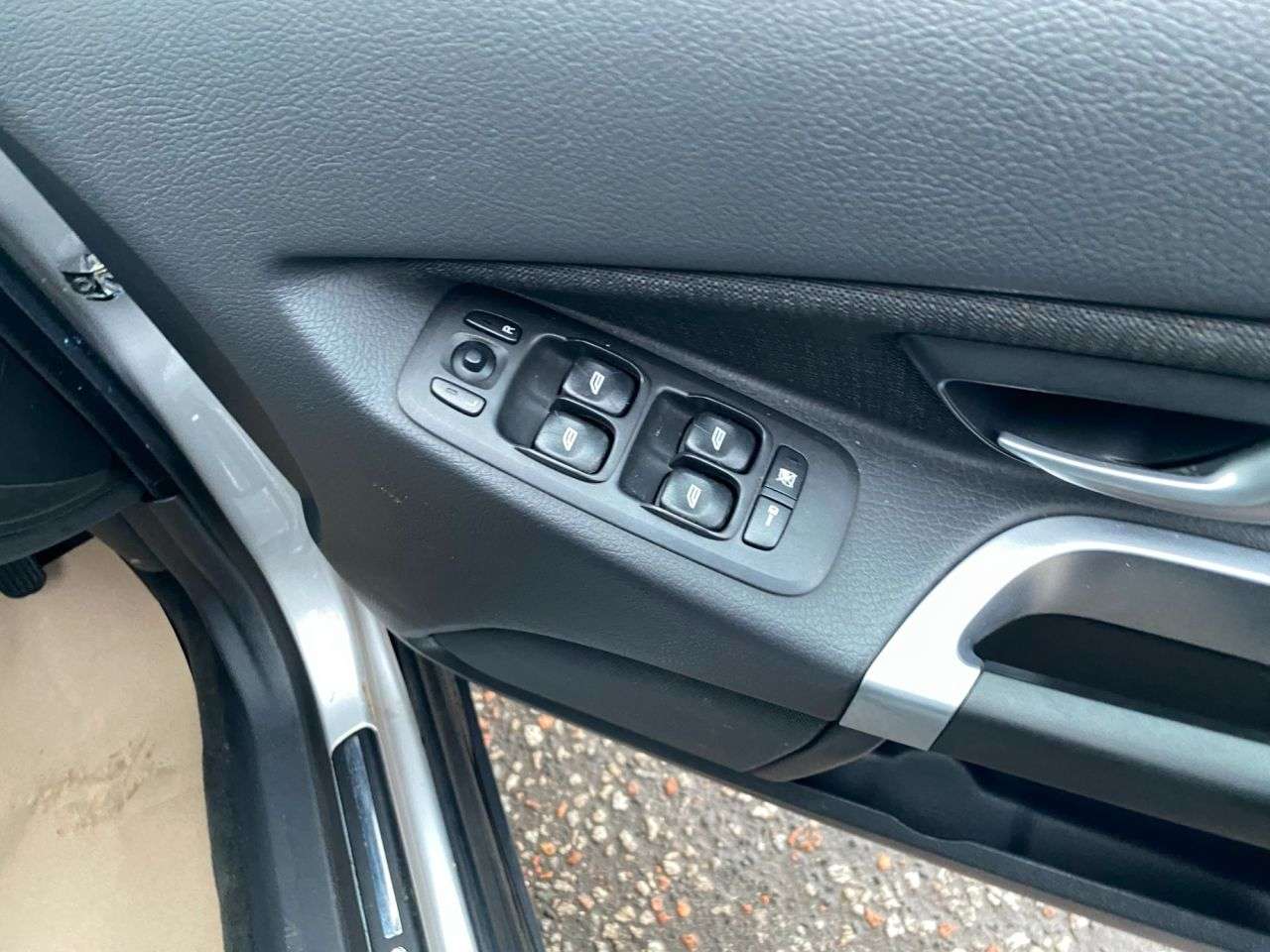 2010 VOLVO XC90 2010 VOLVO XC90