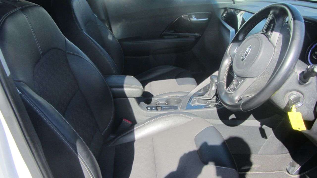 2020 KIA NIRO 2020 KIA NIRO