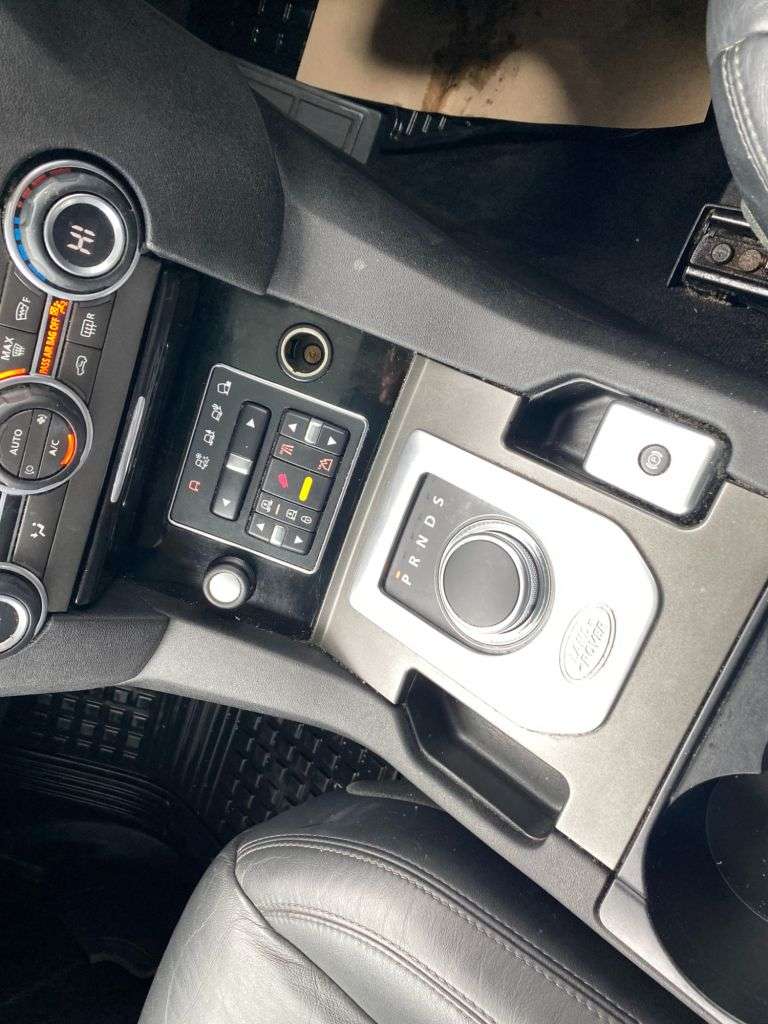 2013 LAND ROVER DISCOVERY 4 2013 LAND ROVER DISCOVERY 4