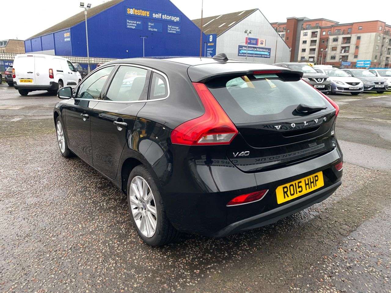 2015 VOLVO V40 2015 VOLVO V40