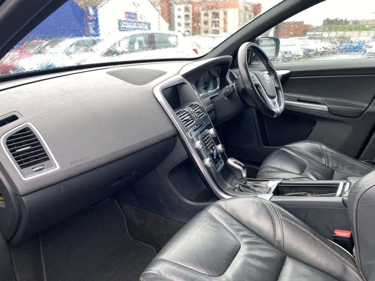 2015 VOLVO XC60 2015 VOLVO XC60