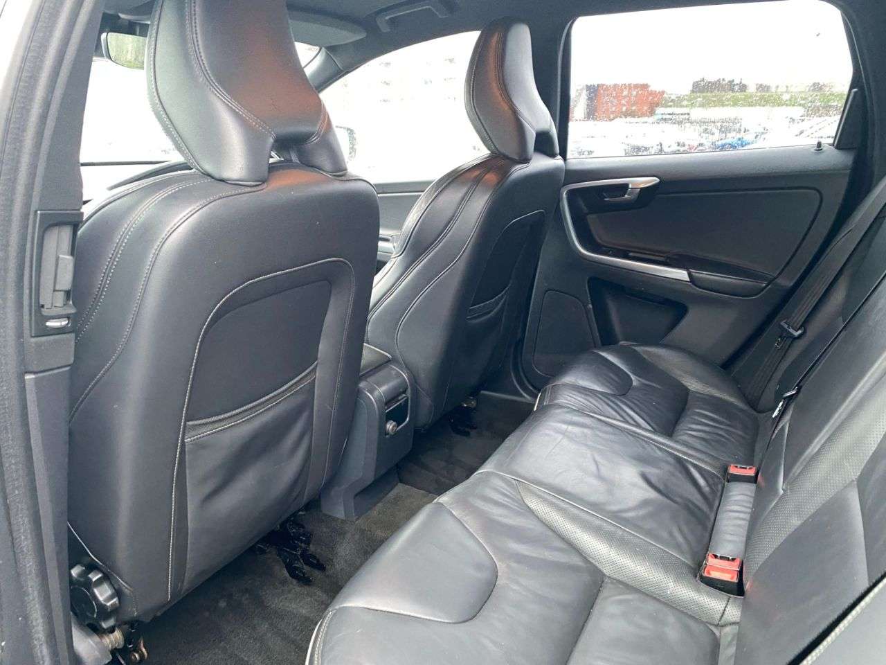 2015 VOLVO XC60 2015 VOLVO XC60