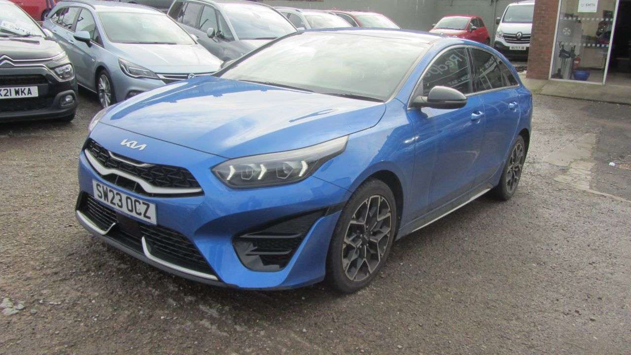 A 2023 KIA PROCEED 1.5 T-GDi GT-Line Shooting Brake 5dr Petrol Manual Euro 6 (s/s) (158 bhp) B A 2023 KIA PROCEED 1.5 T-GDi GT-Line Shooting Brake 5dr Petrol Manual Euro 6 (s/s) (158 bhp) B