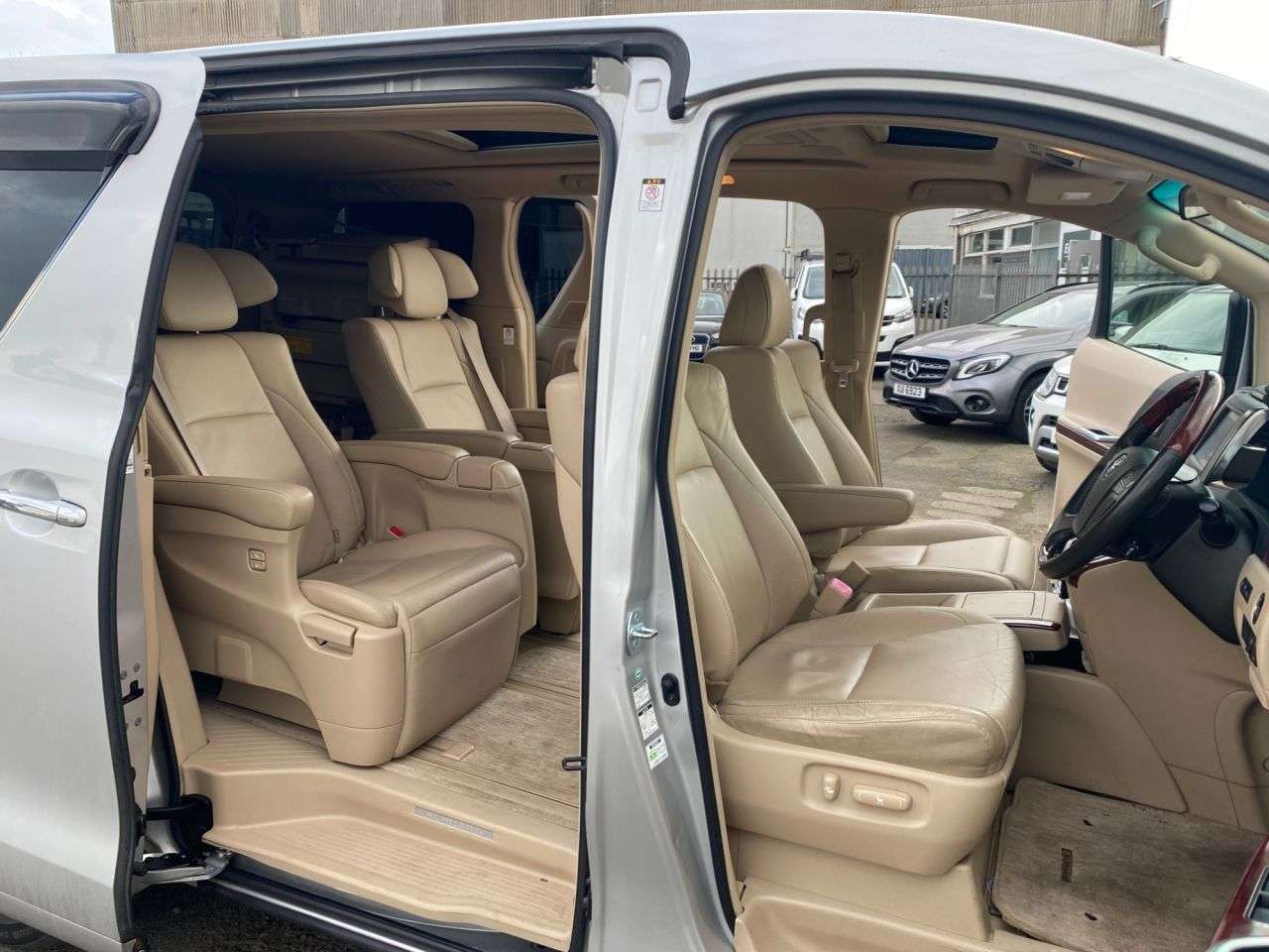 2010 TOYOTA ALPHARD 2010 TOYOTA ALPHARD