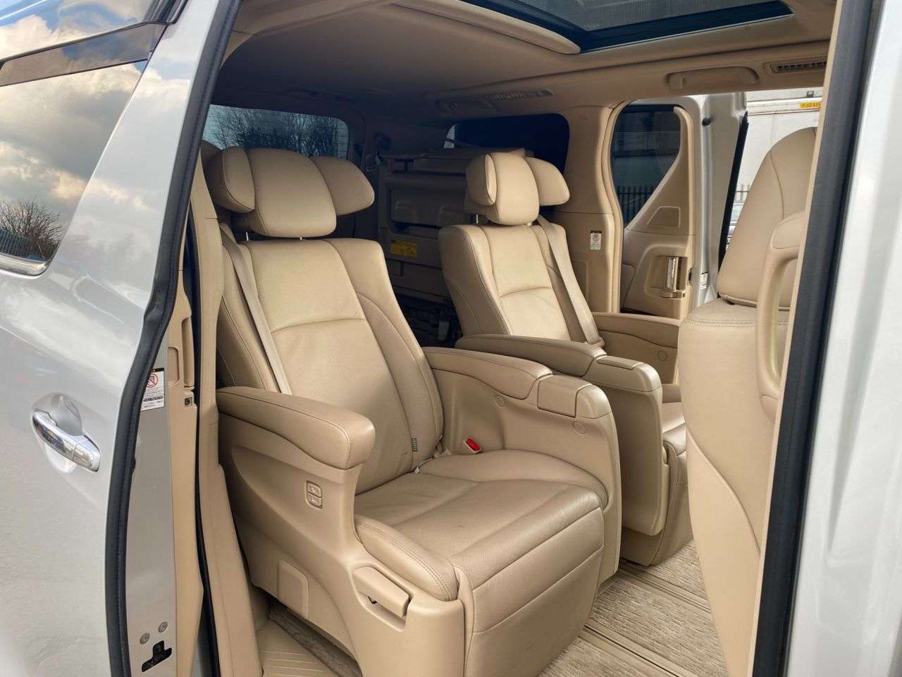 2010 TOYOTA ALPHARD 2010 TOYOTA ALPHARD