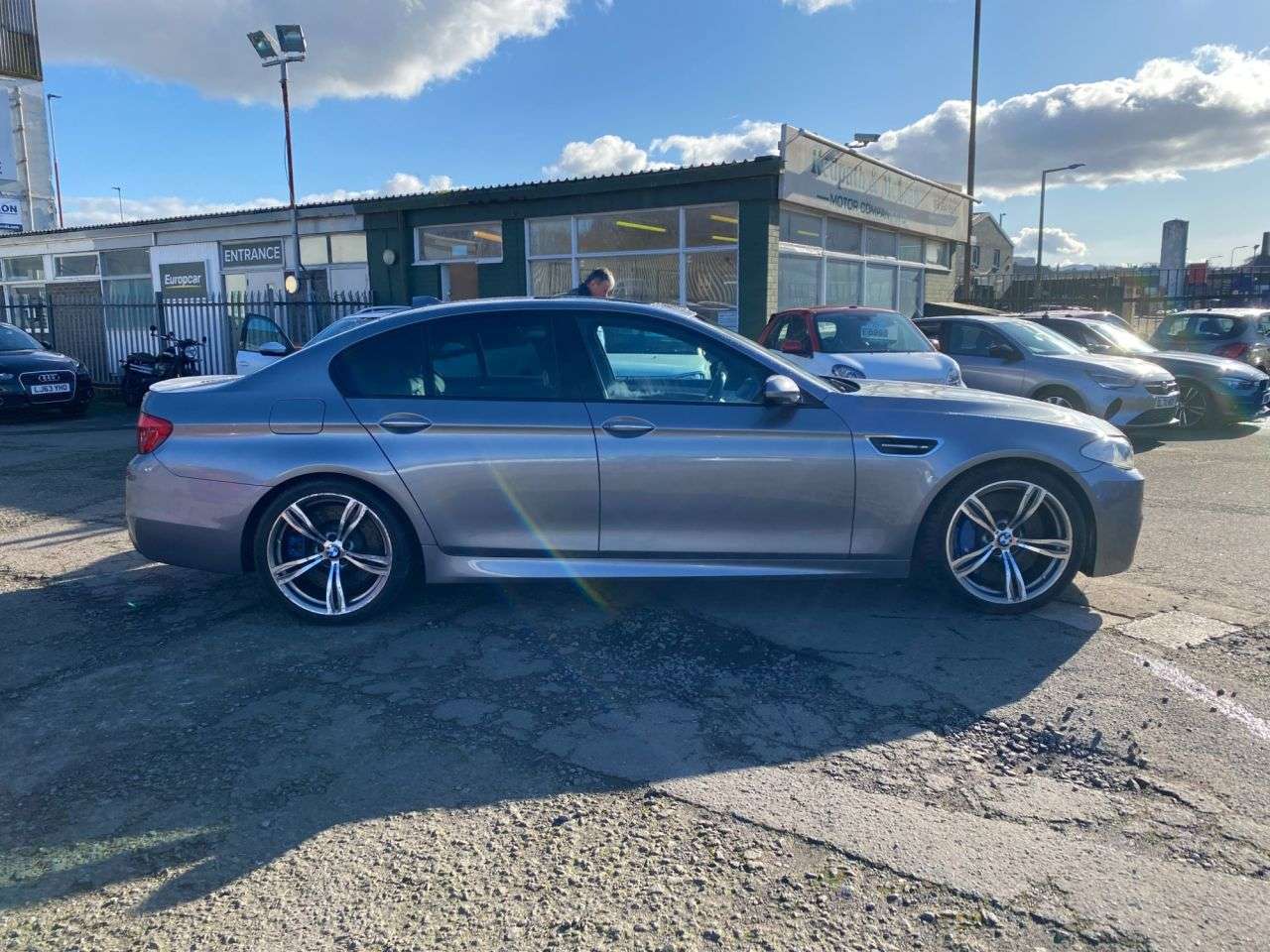 2012 BMW M5 2012 BMW M5