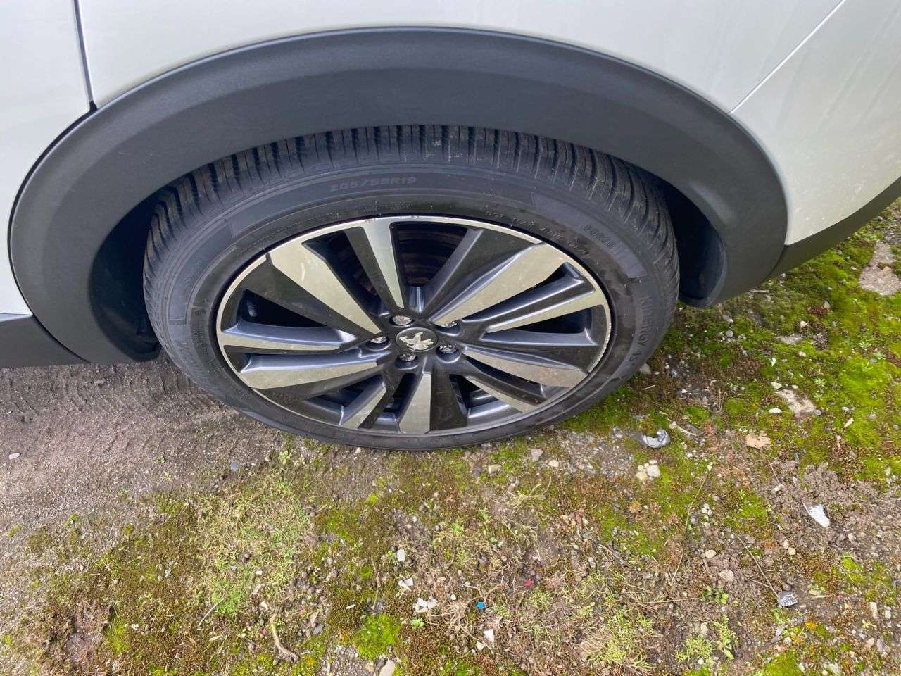 2020 PEUGEOT 3008 2020 PEUGEOT 3008