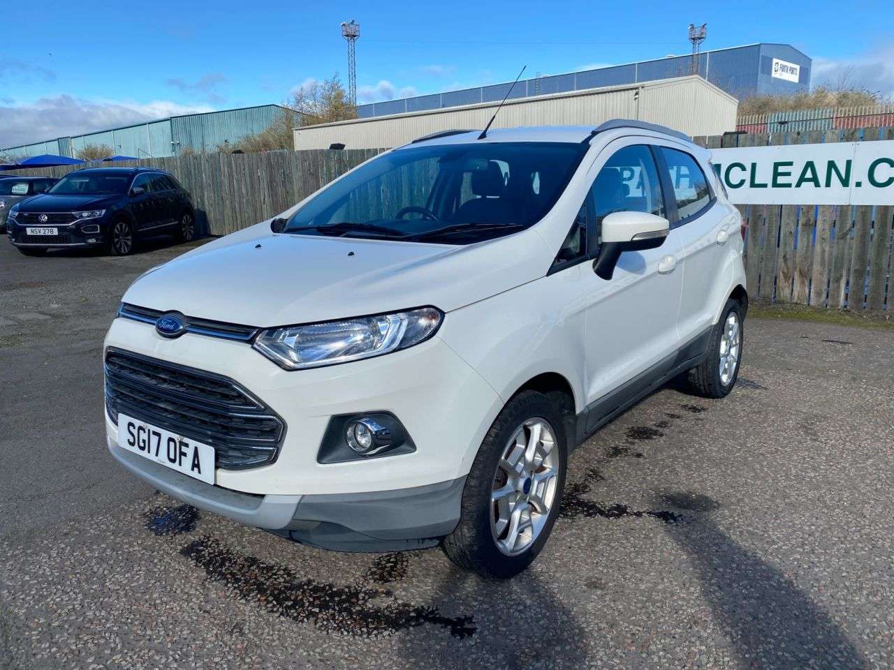 A 2017 FORD ECOSPORT 1.0T EcoBoost Titanium SUV 5dr Petrol Manual 2WD Euro 5 (s/s) (125 ps) Very A 2017 FORD ECOSPORT 1.0T EcoBoost Titanium SUV 5dr Petrol Manual 2WD Euro 5 (s/s) (125 ps) Very