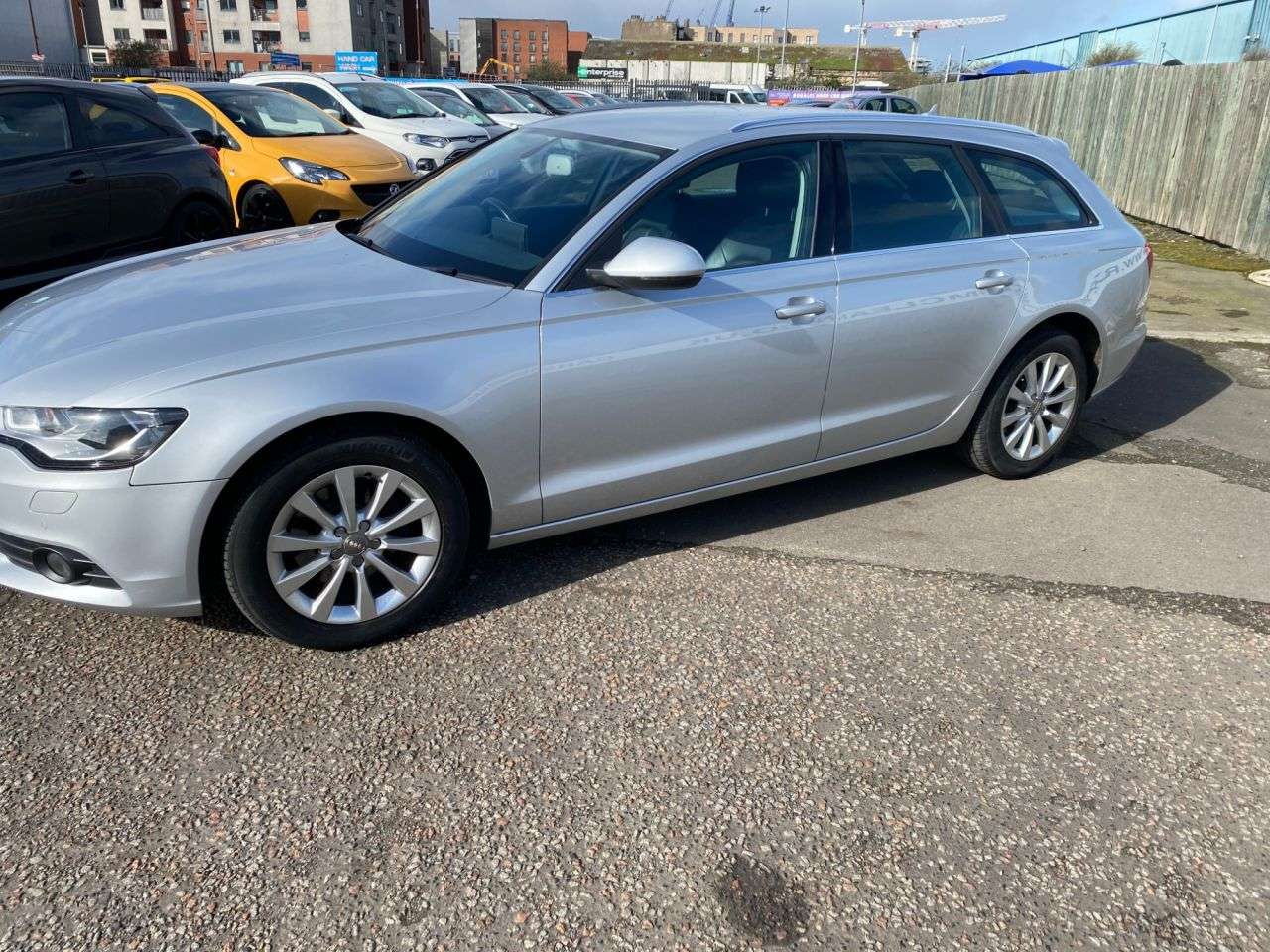 A 2014 AUDI A6 AVANT 2.0 TDI ultra SE Estate 5dr Diesel S Tronic Euro 6 (s/s) (190 ps) PX WELCOM A 2014 AUDI A6 AVANT 2.0 TDI ultra SE Estate 5dr Diesel S Tronic Euro 6 (s/s) (190 ps) PX WELCOM