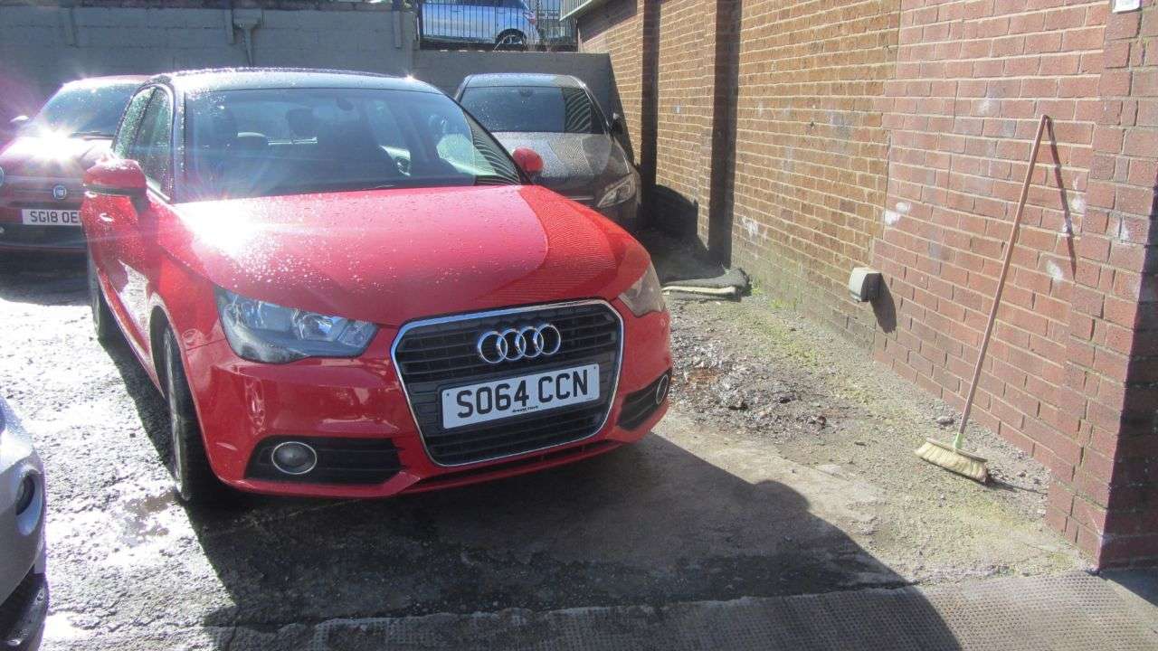 A 2014 AUDI A1 1.4 TFSI Sport Sportback 5dr Petrol Manual Euro 5 (s/s) (122 ps) A 2014 AUDI A1 1.4 TFSI Sport Sportback 5dr Petrol Manual Euro 5 (s/s) (122 ps)