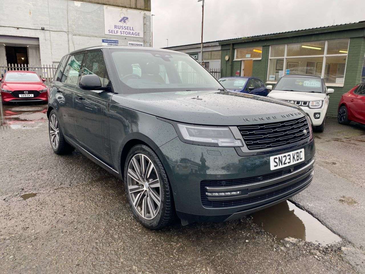 A 2023 LAND ROVER RANGE ROVER 3.0 D300 MHEV HSE SUV 5dr Diesel Auto 4WD Euro 6 (s/s) (300 ps) PX WELCOME, A 2023 LAND ROVER RANGE ROVER 3.0 D300 MHEV HSE SUV 5dr Diesel Auto 4WD Euro 6 (s/s) (300 ps) PX WELCOME,