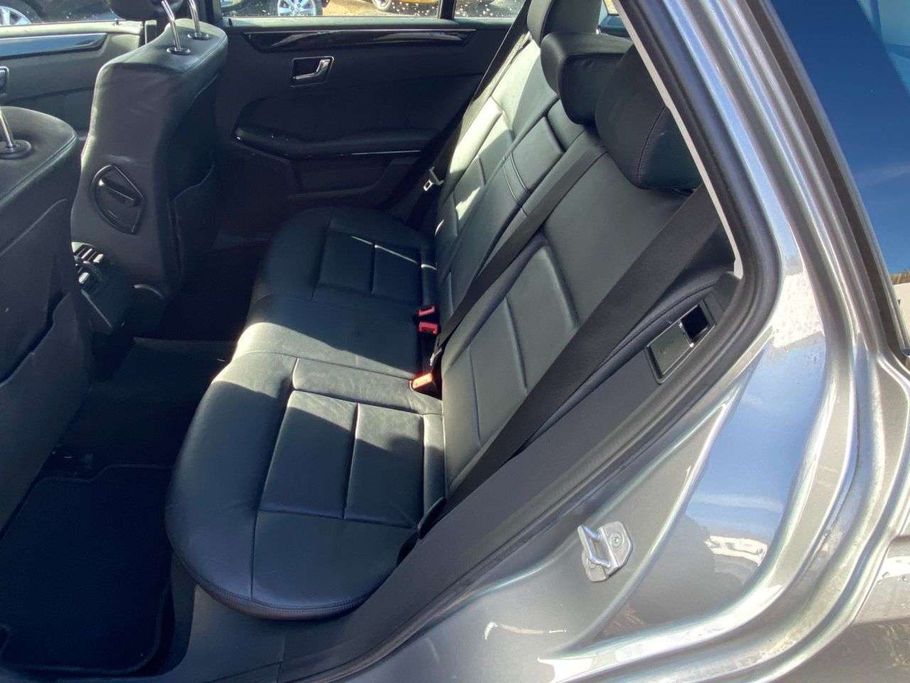 2010 MERCEDES-BENZ E-CLASS 2010 MERCEDES-BENZ E-CLASS