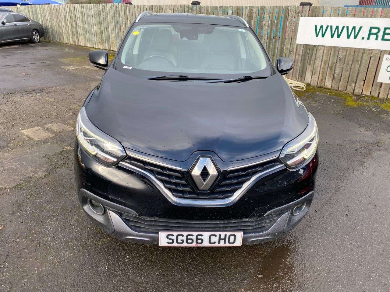 A 2016 RENAULT KADJAR 1.2 TCe Signature Nav SUV 5dr Petrol Manual Euro 6 (s/s) (130 ps) PX WELCOM A 2016 RENAULT KADJAR 1.2 TCe Signature Nav SUV 5dr Petrol Manual Euro 6 (s/s) (130 ps) PX WELCOM