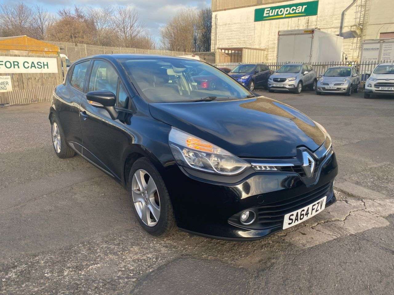 A 2014 RENAULT CLIO 0.9 TCe Dynamique MediaNav Hatchback 5dr Petrol Manual Euro 5 (s/s) (90 ps) A 2014 RENAULT CLIO 0.9 TCe Dynamique MediaNav Hatchback 5dr Petrol Manual Euro 5 (s/s) (90 ps)