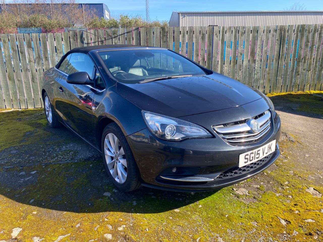 A 2015 VAUXHALL CASCADA 2.0 CDTi Elite Convertible 2dr Diesel Manual Euro 5 (s/s) (165 ps) PX WELCO A 2015 VAUXHALL CASCADA 2.0 CDTi Elite Convertible 2dr Diesel Manual Euro 5 (s/s) (165 ps) PX WELCO