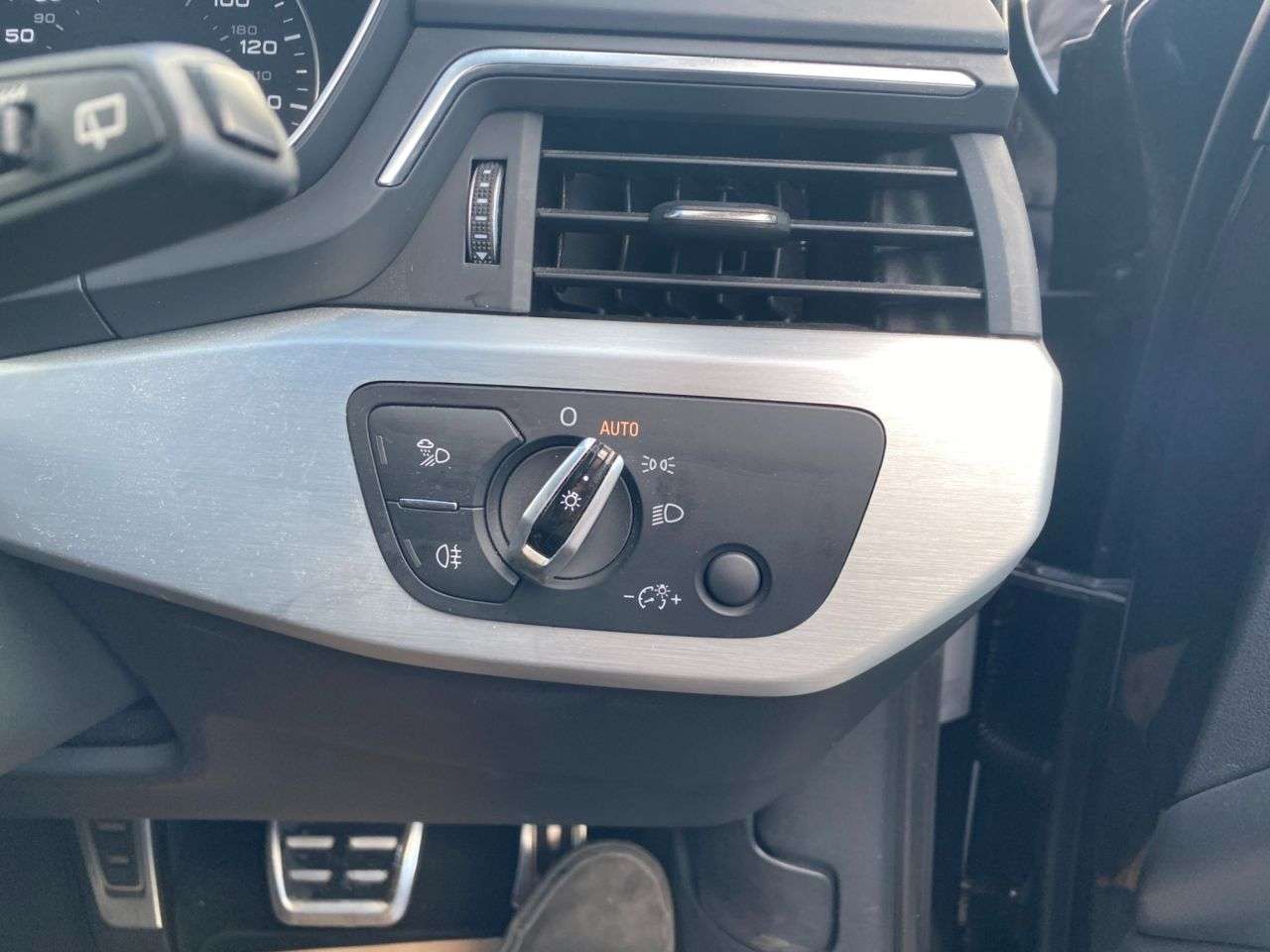 2016 AUDI A4 2016 AUDI A4