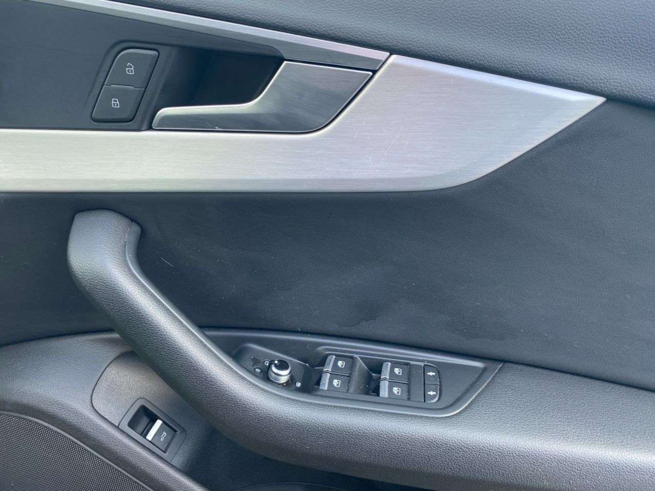 2016 AUDI A4 2016 AUDI A4