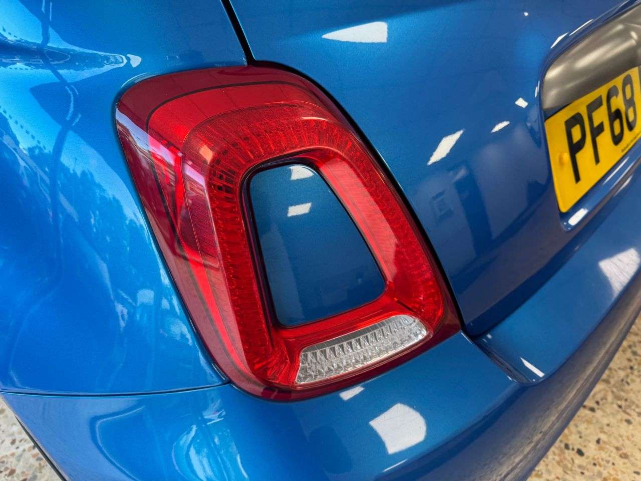 2018 FIAT 500 2018 FIAT 500