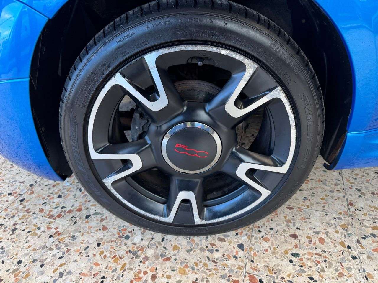 2018 FIAT 500 2018 FIAT 500