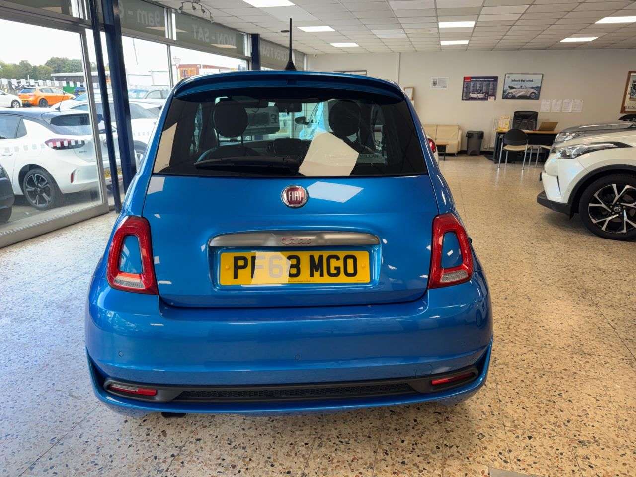 2018 FIAT 500 2018 FIAT 500