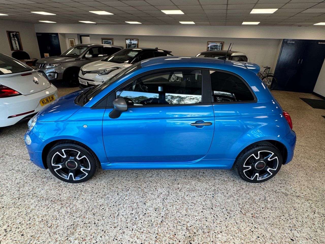 2018 FIAT 500 2018 FIAT 500