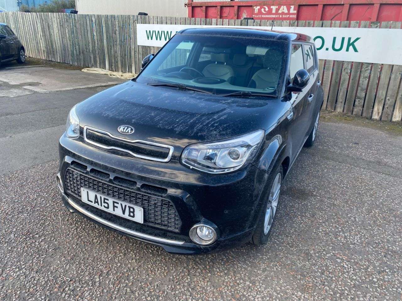 A 2015 KIA SOUL 1.6 CRDi Maxx SUV 5dr Diesel Manual Euro 5 (126 bhp) PX WELCOME, FINANCE AV A 2015 KIA SOUL 1.6 CRDi Maxx SUV 5dr Diesel Manual Euro 5 (126 bhp) PX WELCOME, FINANCE AV
