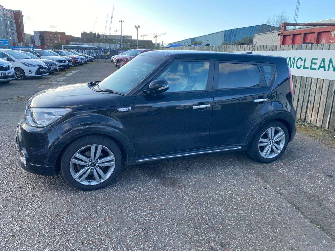A 2015 KIA SOUL 1.6 CRDi Maxx SUV 5dr Diesel Manual Euro 5 (126 bhp) PX WELCOME, FINANCE AV A 2015 KIA SOUL 1.6 CRDi Maxx SUV 5dr Diesel Manual Euro 5 (126 bhp) PX WELCOME, FINANCE AV