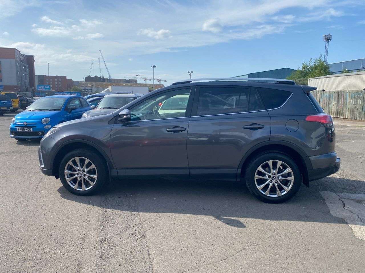 A 2016 TOYOTA RAV4 2.0 D-4D Excel SUV 5dr Diesel Manual Euro 6 (s/s) (143 ps) Best in class A 2016 TOYOTA RAV4 2.0 D-4D Excel SUV 5dr Diesel Manual Euro 6 (s/s) (143 ps) Best in class