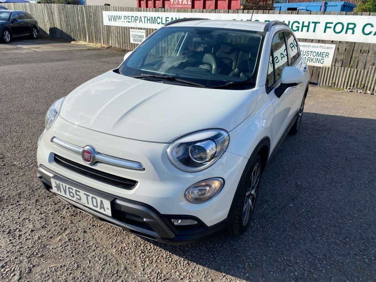 A 2015 FIAT 500X 1.6 MultiJetII Cross Plus SUV 5dr Diesel Manual Euro 6 (s/s) (120 ps) PX WE A 2015 FIAT 500X 1.6 MultiJetII Cross Plus SUV 5dr Diesel Manual Euro 6 (s/s) (120 ps) PX WE