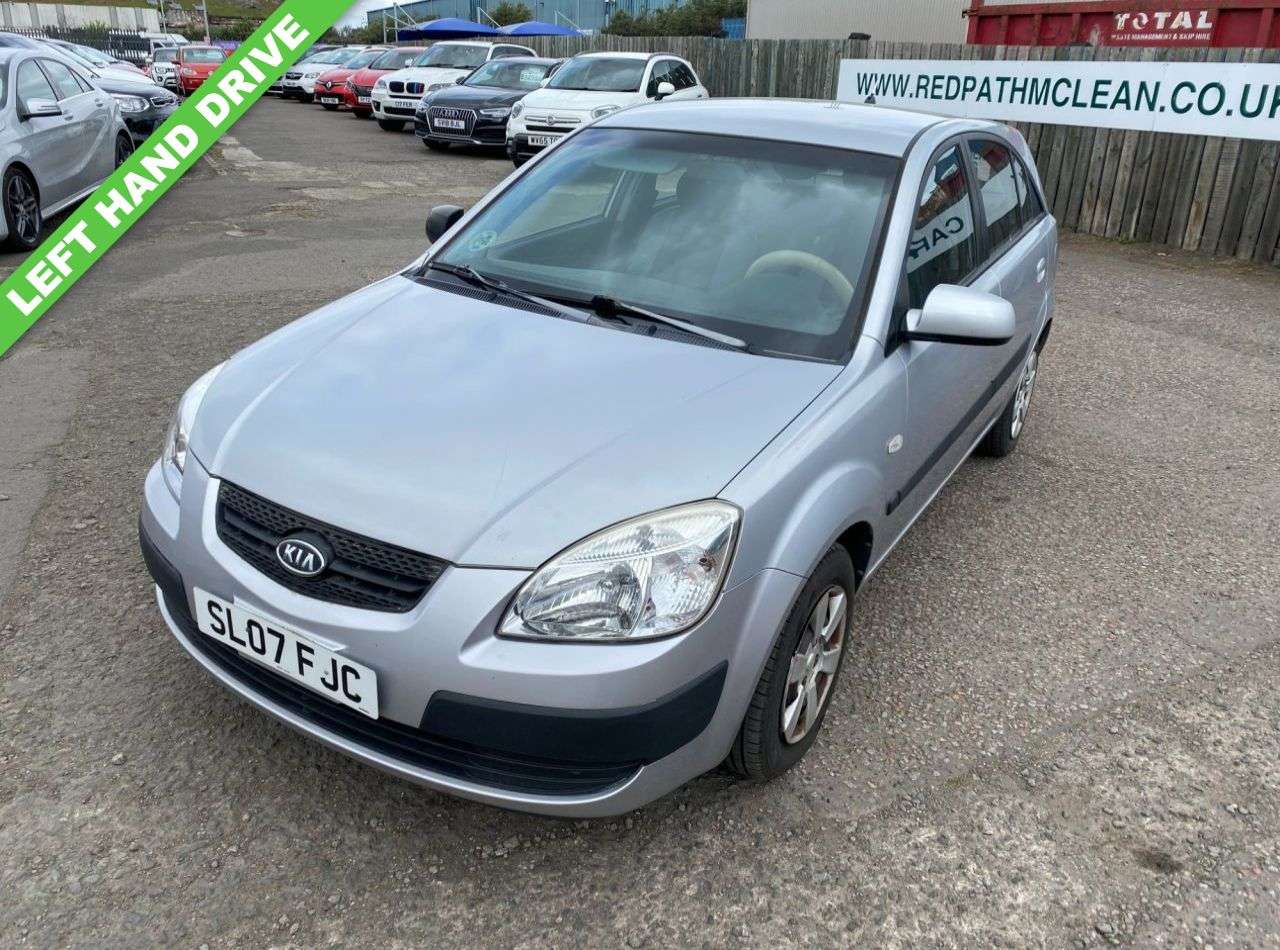 A 2007 KIA RIO 1.5l LEFT HAND DRIVE A 2007 KIA RIO 1.5l LEFT HAND DRIVE