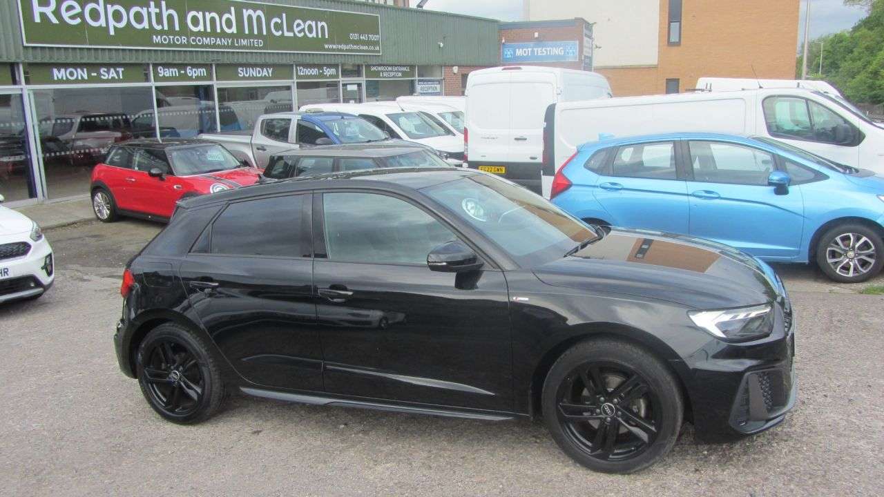 2022 AUDI A1 2022 AUDI A1