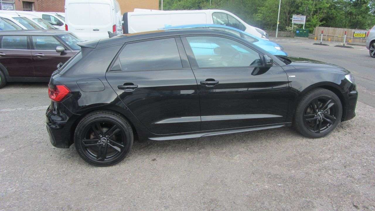 2022 AUDI A1 2022 AUDI A1