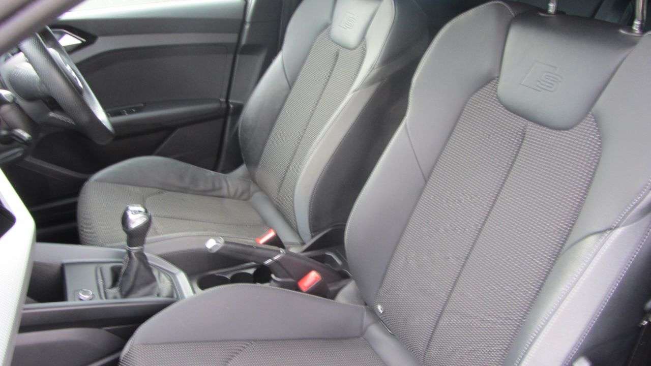 2022 AUDI A1 2022 AUDI A1