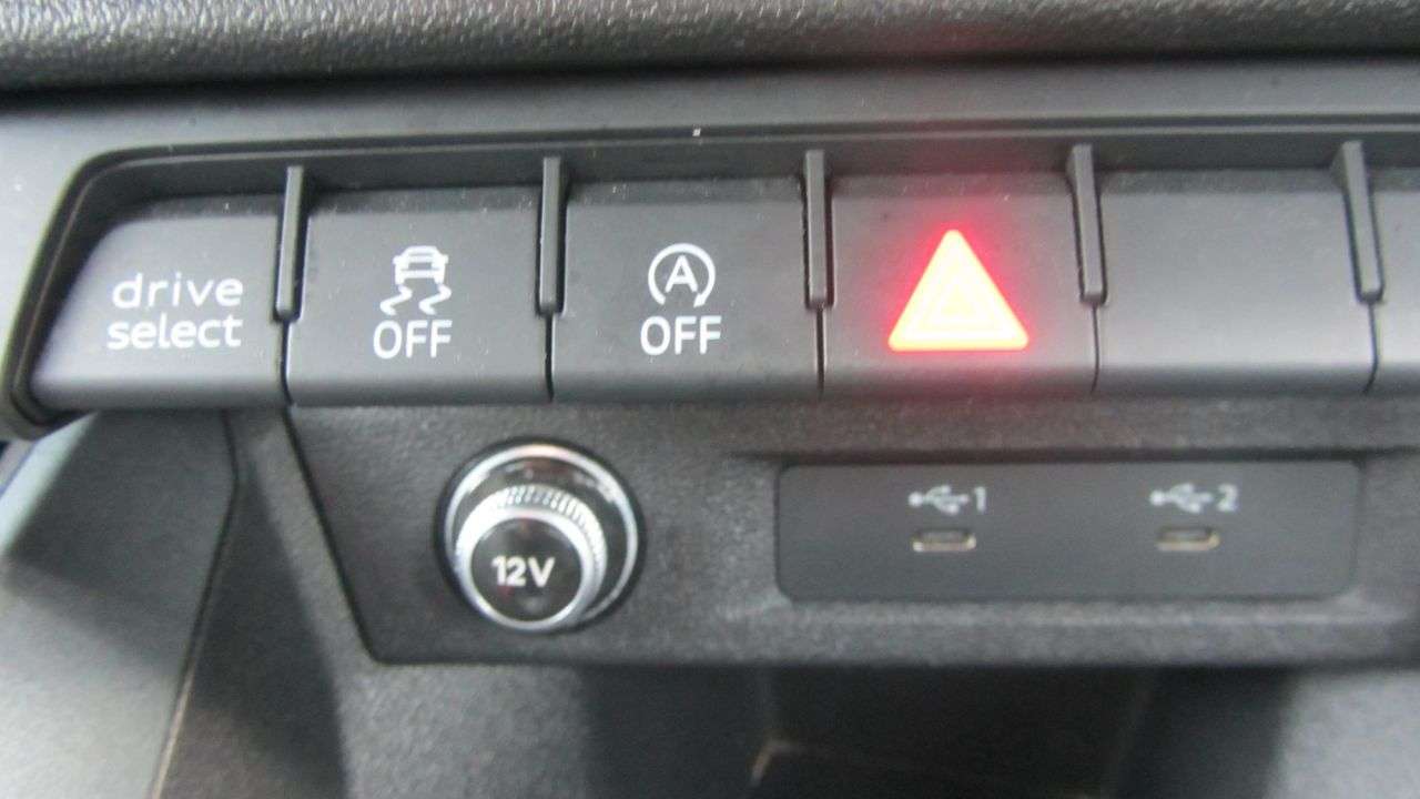 2022 AUDI A1 2022 AUDI A1