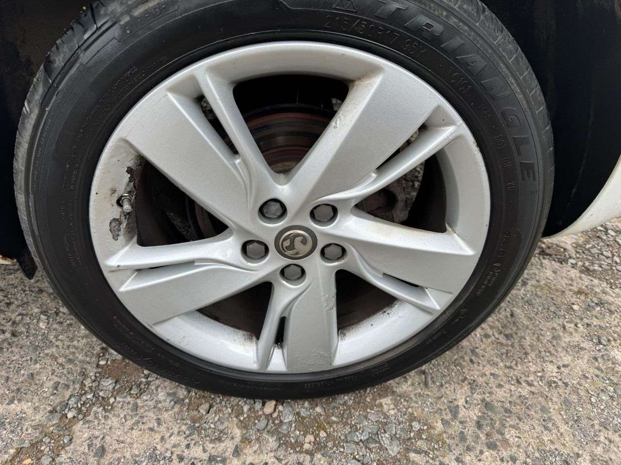 A 2014 VAUXHALL ASTRA 1.4 16v SRi Hatchback 5dr Petrol Manual Euro 5 (100 ps) ALLOYS, AIR CON, CR A 2014 VAUXHALL ASTRA 1.4 16v SRi Hatchback 5dr Petrol Manual Euro 5 (100 ps) ALLOYS, AIR CON, CR