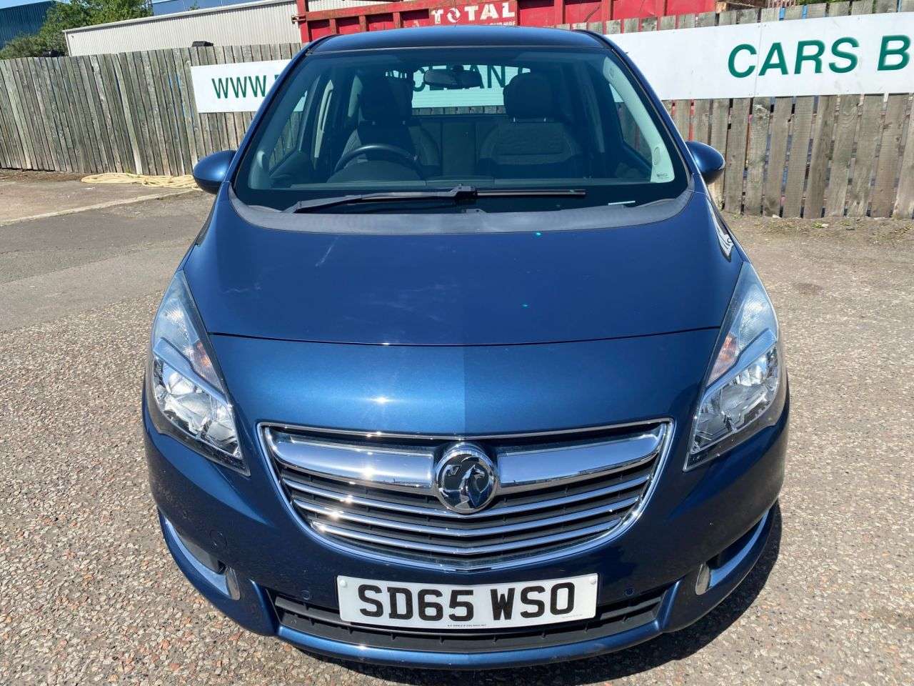 A 2015 VAUXHALL MERIVA 1.7 CDTi SE MPV 5dr Diesel Auto Euro 5 (110 ps) Automatic Low Mileage A 2015 VAUXHALL MERIVA 1.7 CDTi SE MPV 5dr Diesel Auto Euro 5 (110 ps) Automatic Low Mileage