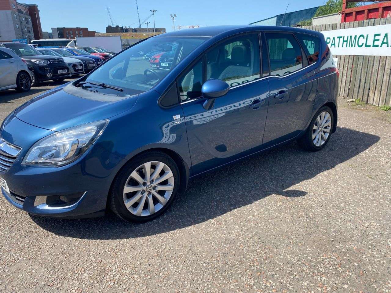 A 2015 VAUXHALL MERIVA 1.7 CDTi SE MPV 5dr Diesel Auto Euro 5 (110 ps) Automatic Low Mileage A 2015 VAUXHALL MERIVA 1.7 CDTi SE MPV 5dr Diesel Auto Euro 5 (110 ps) Automatic Low Mileage