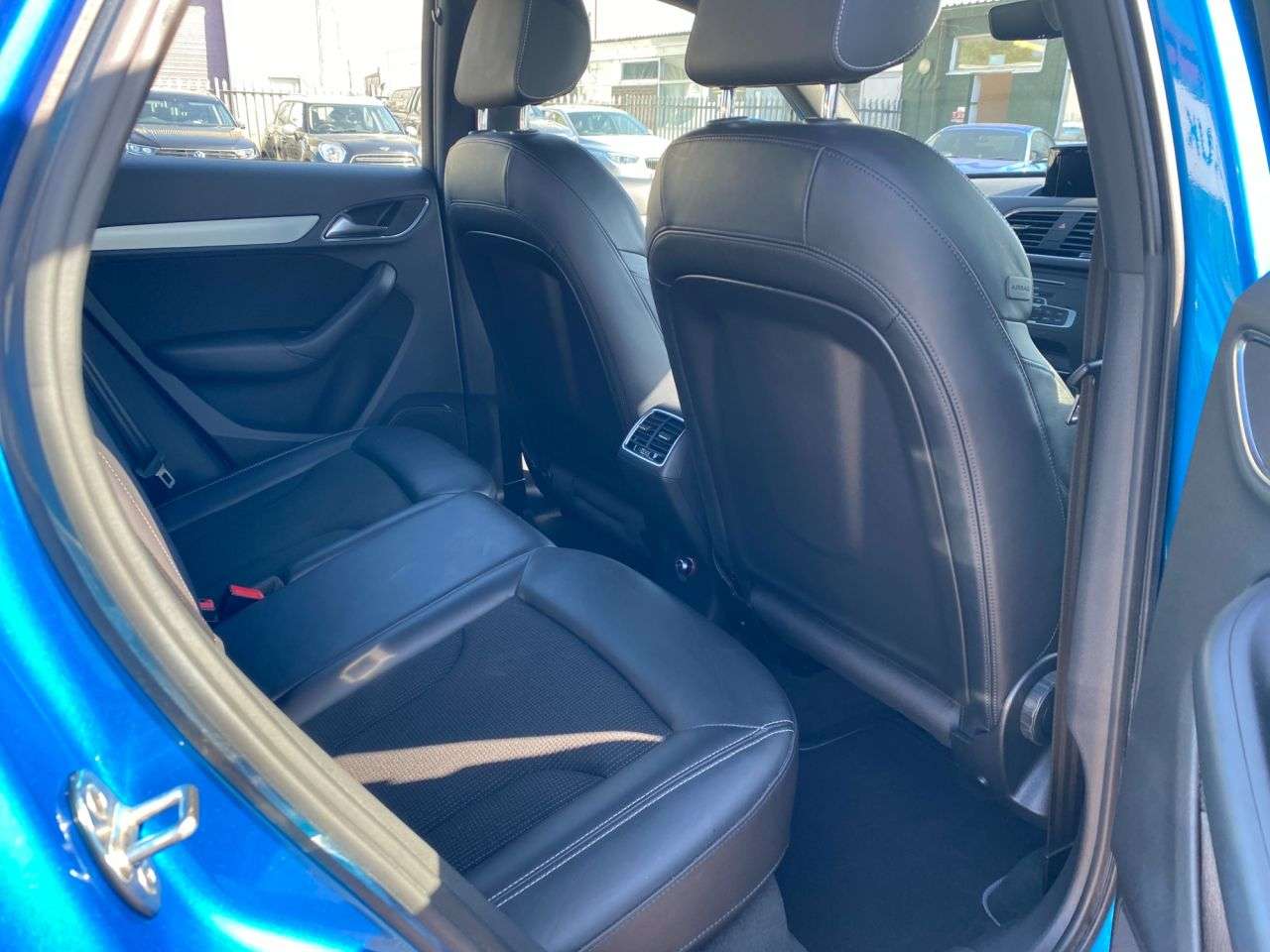 2015 AUDI Q3 2015 AUDI Q3